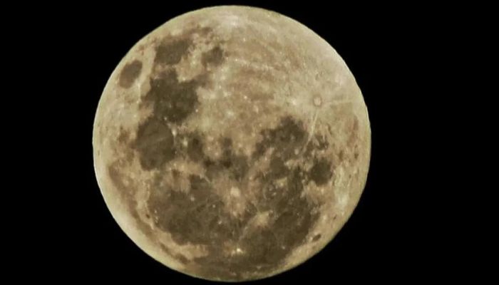 'Superlua de esturjão' acontece amanhã e será a última do ano; veja como observar